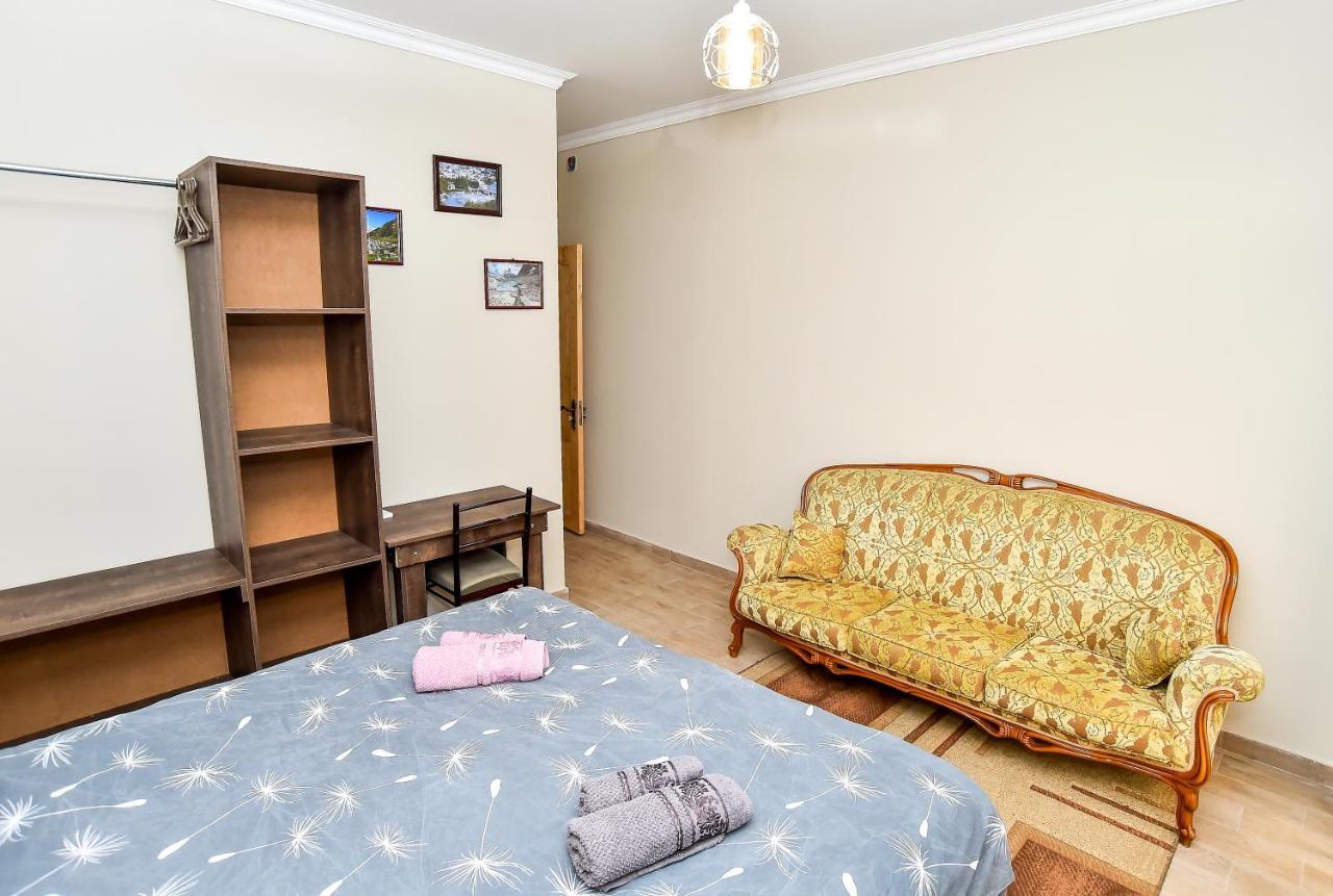 Hotel Maspindzelo Kutaisi Bagian luar foto