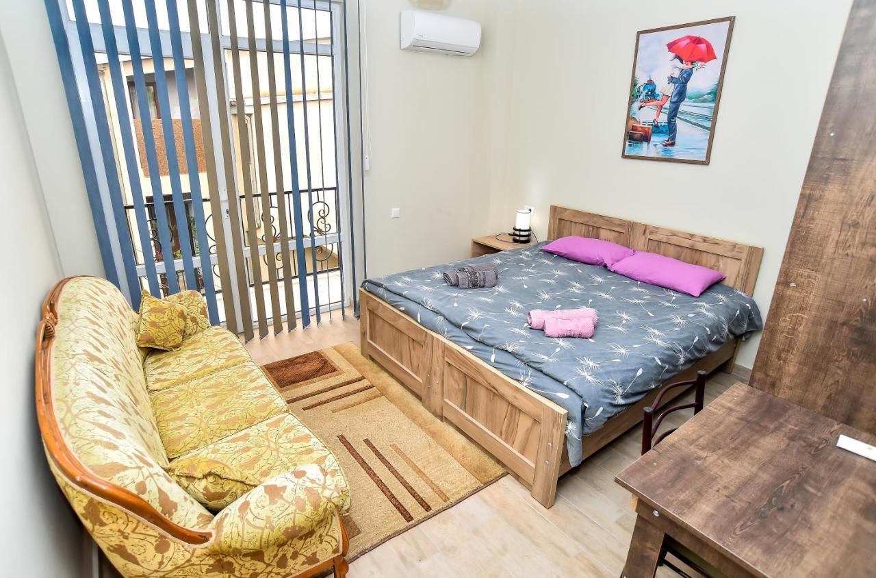 Hotel Maspindzelo Kutaisi Bagian luar foto