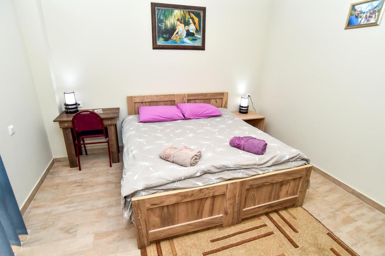 Hotel Maspindzelo Kutaisi Bagian luar foto
