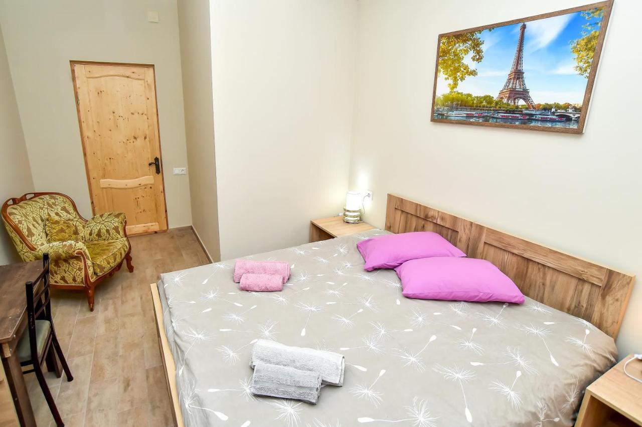 Hotel Maspindzelo Kutaisi Bagian luar foto