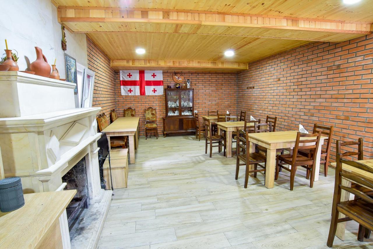 Hotel Maspindzelo Kutaisi Bagian luar foto