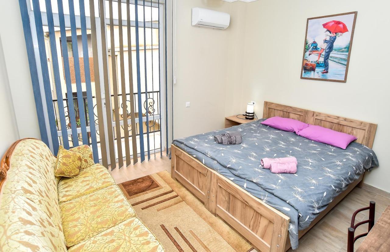Hotel Maspindzelo Kutaisi Bagian luar foto