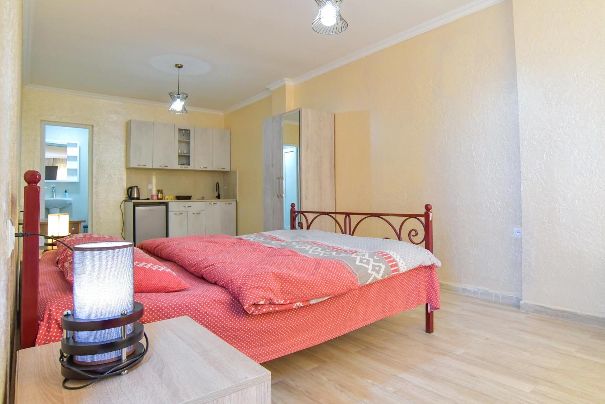 Hotel Maspindzelo Kutaisi Bagian luar foto