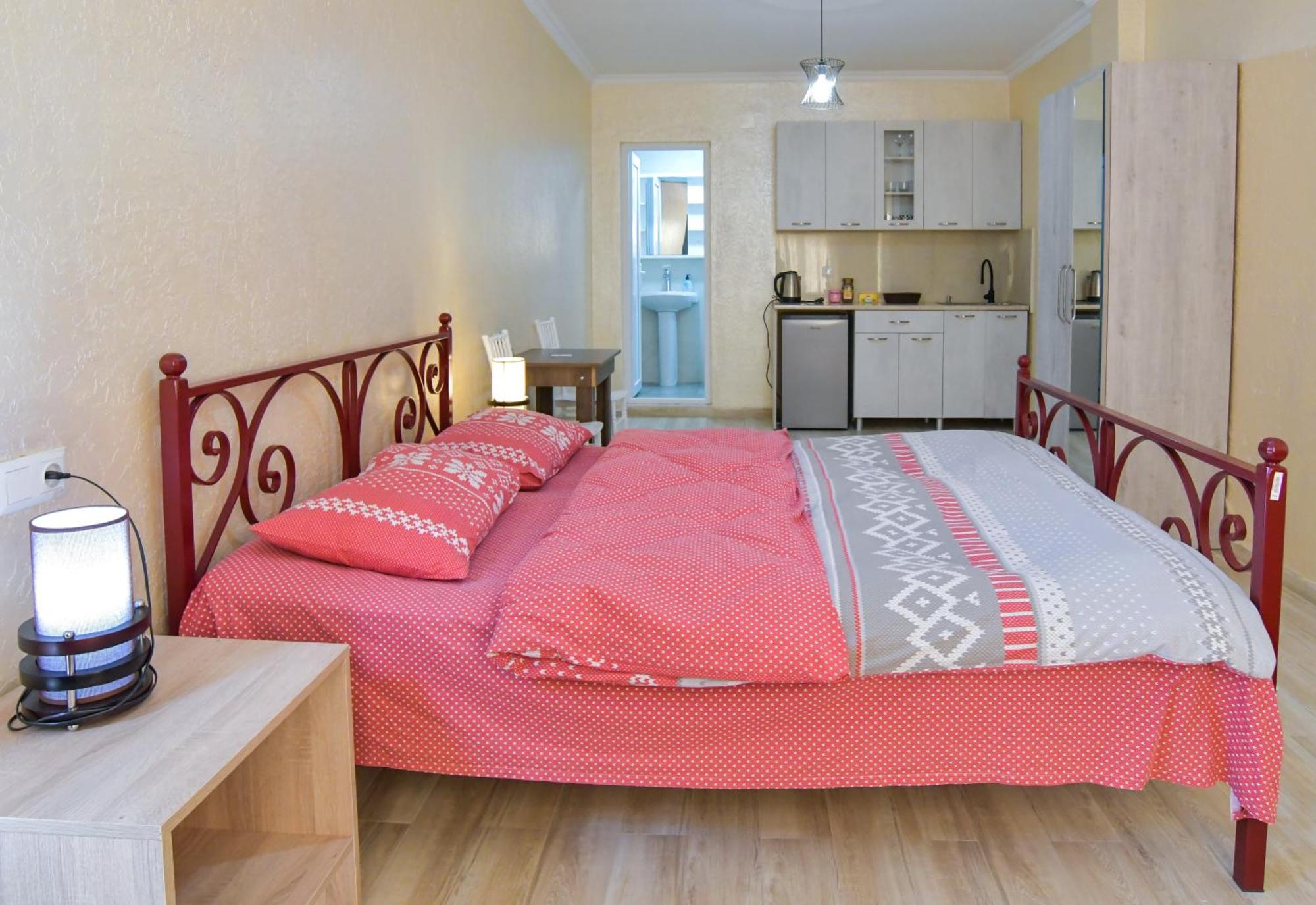 Hotel Maspindzelo Kutaisi Bagian luar foto